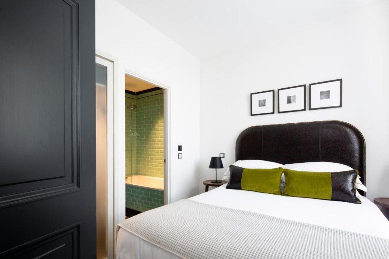 Aparthotel Cheval The Edinburgh Grand Exteriér fotografie A bedroom at the hotel