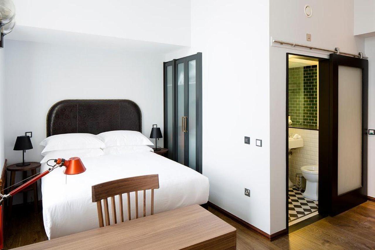 Aparthotel Cheval The Edinburgh Grand Exteriér fotografie A room at the hotel