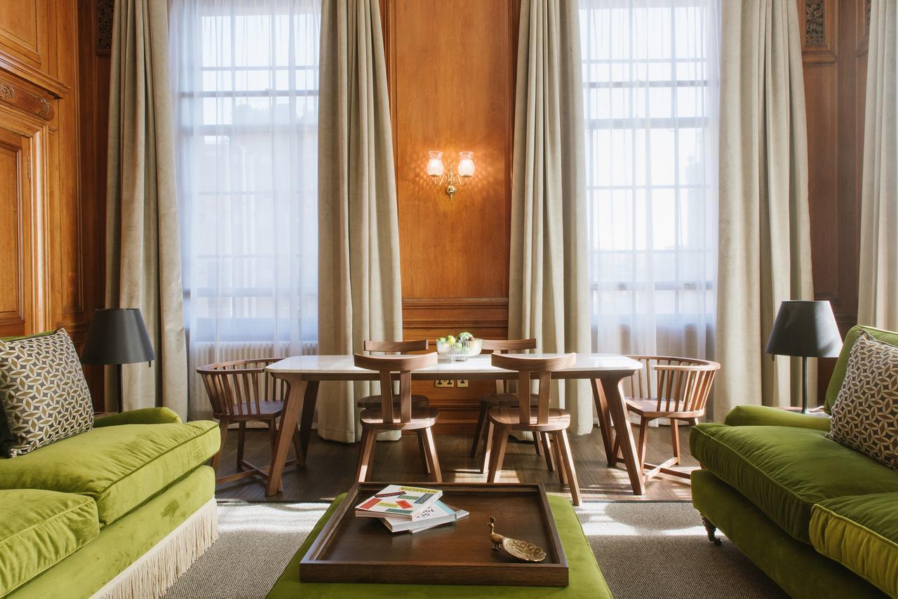 Aparthotel Cheval The Edinburgh Grand Exteriér fotografie The Library