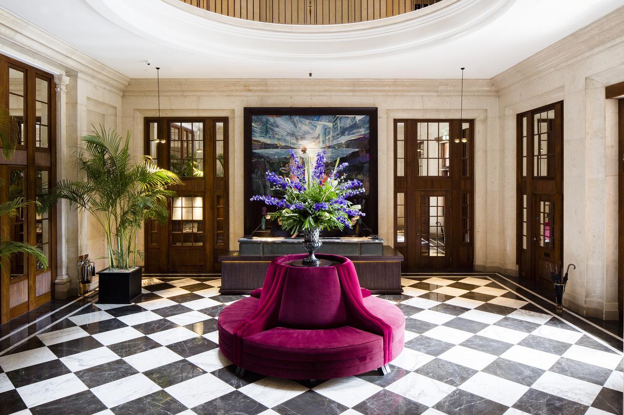 Aparthotel Cheval The Edinburgh Grand Exteriér fotografie The hotel's lobby
